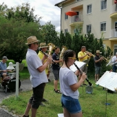 Rainbacher Böhmische spielt im Seniorenwohnheim
